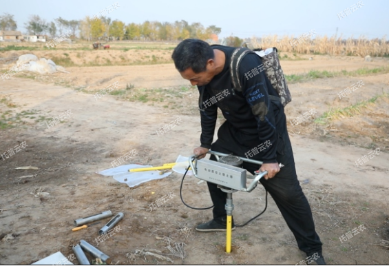 電動(dòng)原位土取土器